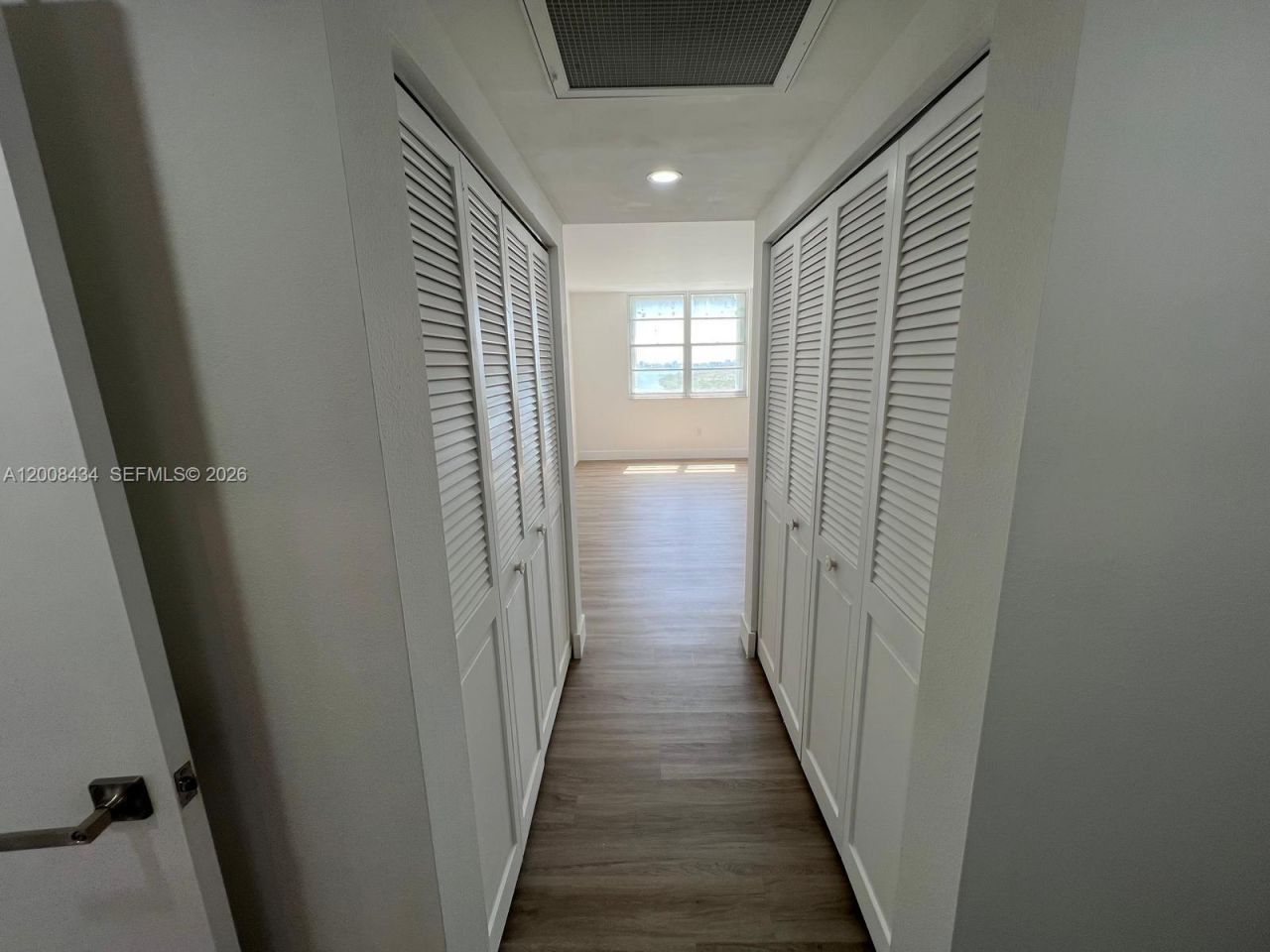 500 Bayview Dr , Unit 1120, Sunny Isles Beach, FL 33160 Photo