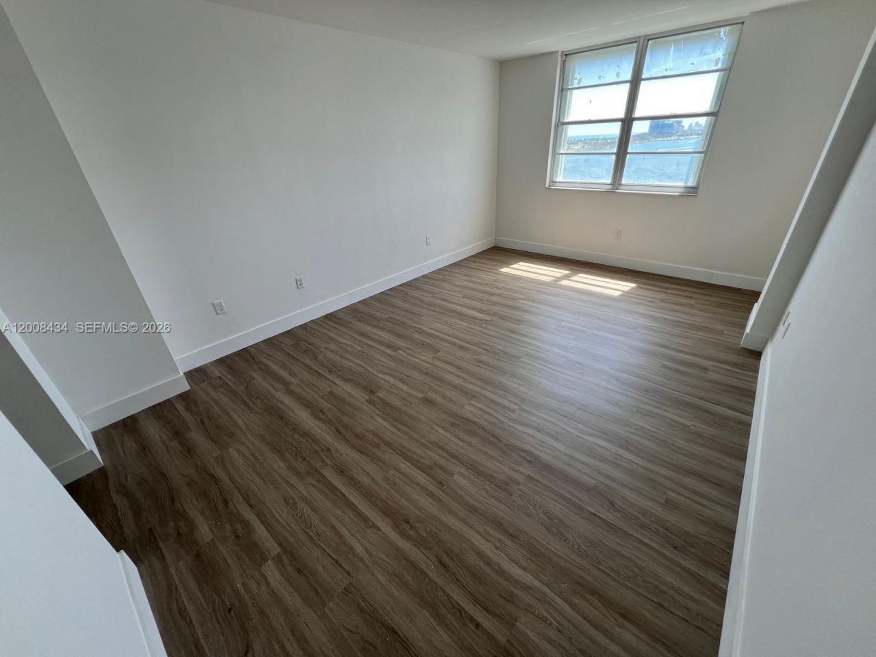 500 Bayview Dr , Unit 1120, Sunny Isles Beach, FL 33160 Photo
