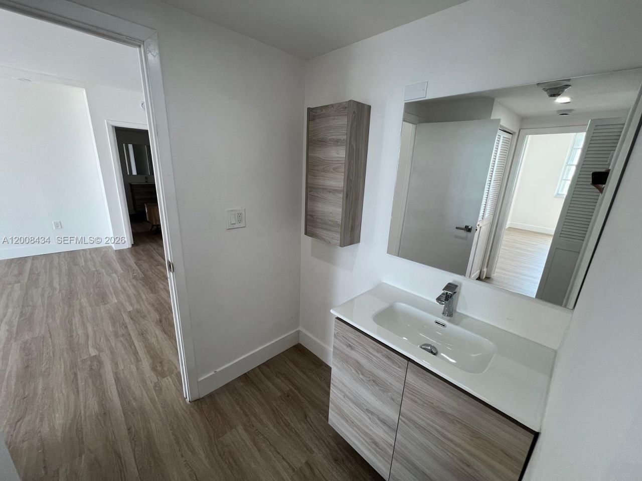 500 Bayview Dr , Unit 1120, Sunny Isles Beach, FL 33160 Photo