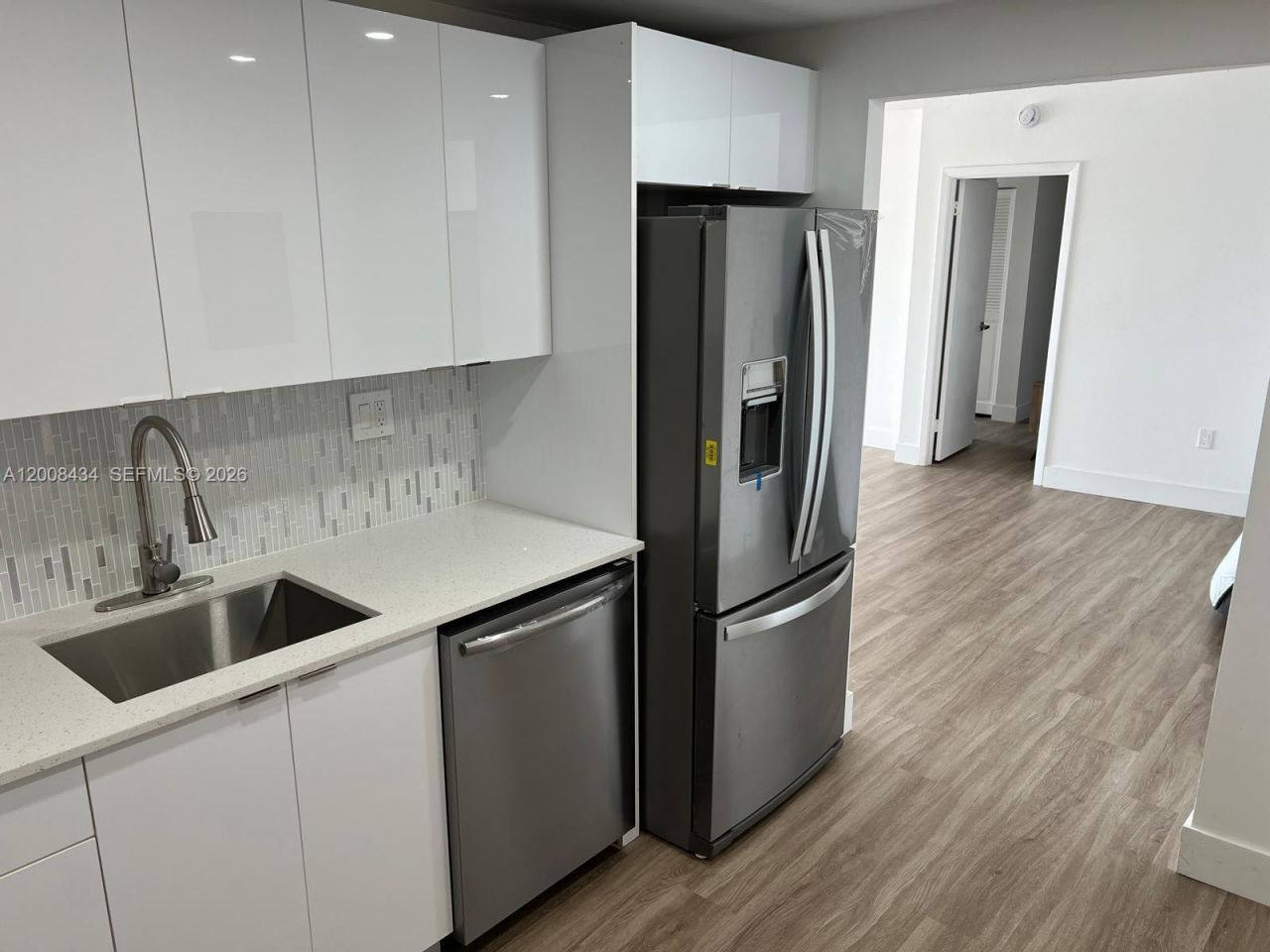 500 Bayview Dr , Unit 1120, Sunny Isles Beach, FL 33160 Photo