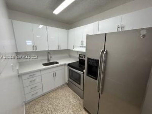 142 SW 18th Ave, Unit 20, Miami, FL 33135