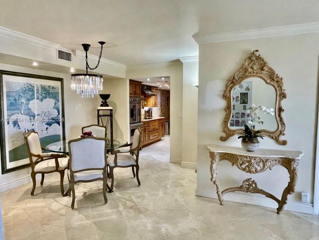 1121 Crandon Blvd, Unit D903, Key Biscayne, FL 33149 Photo