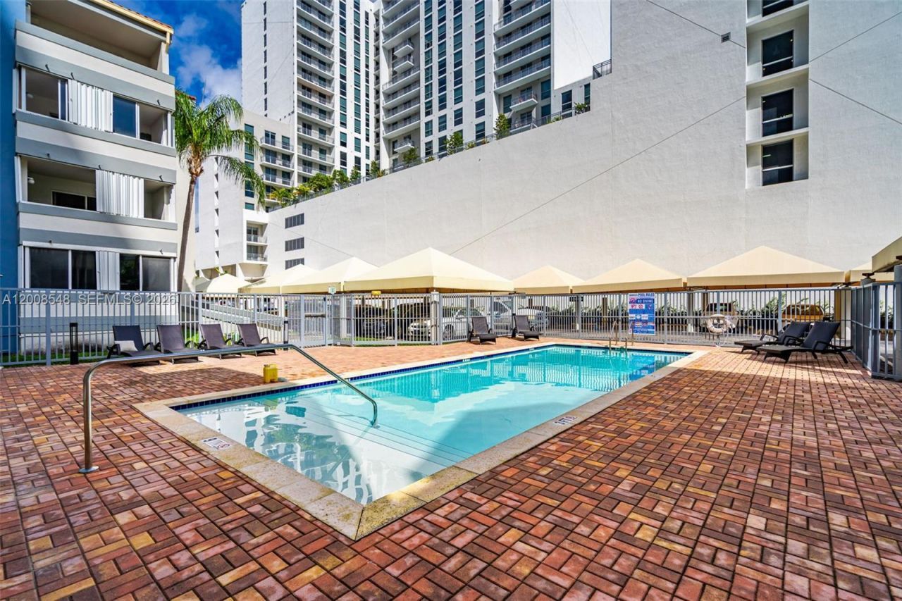 269 NW 7th St, Unit 121, Miami, FL 33136 Photo