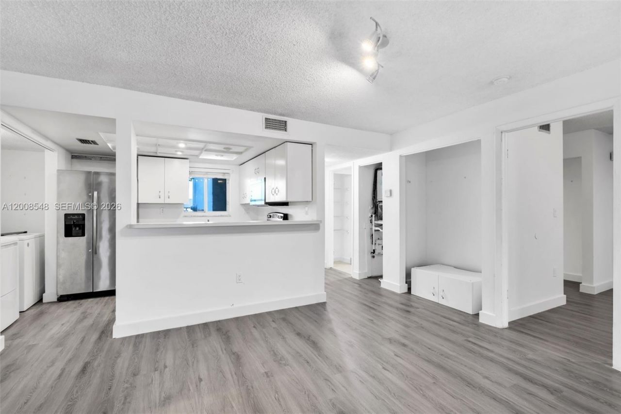 269 NW 7th St, Unit 121, Miami, FL 33136 Photo