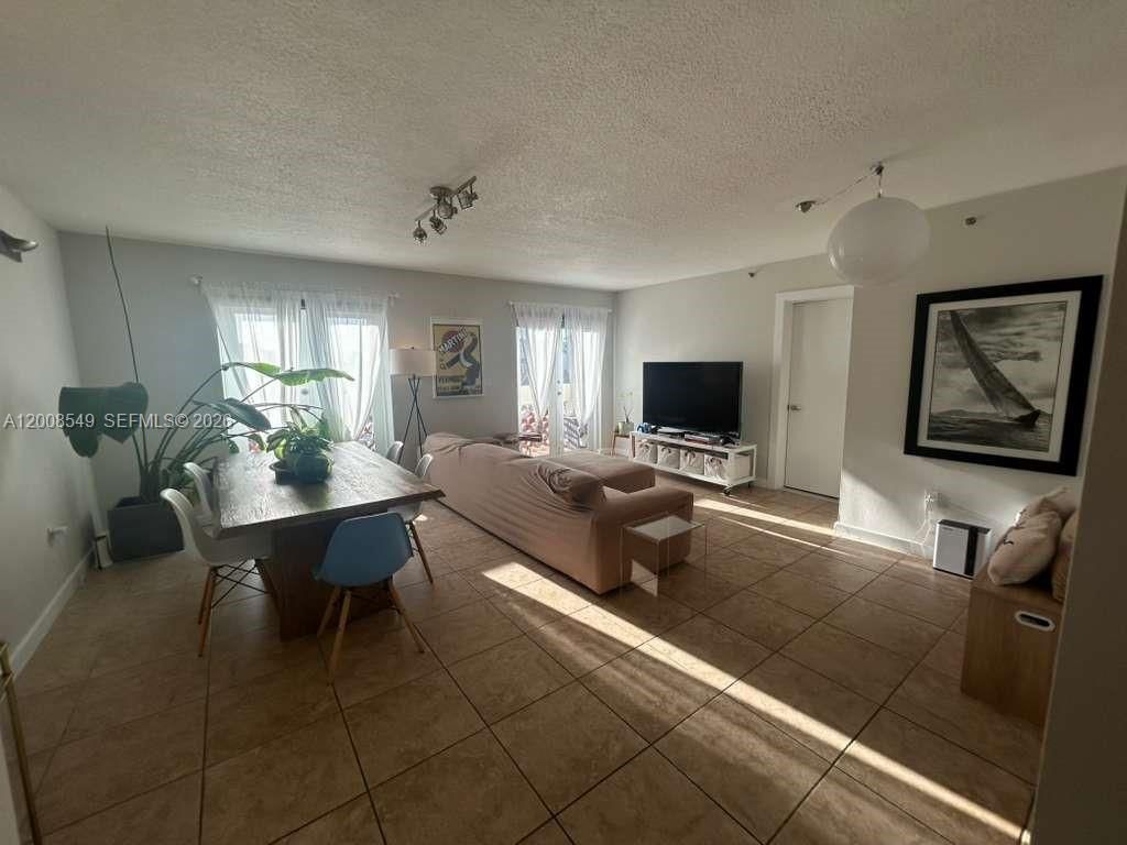 227 Michigan Ave , Unit 502, Miami Beach, FL 33139 Photo
