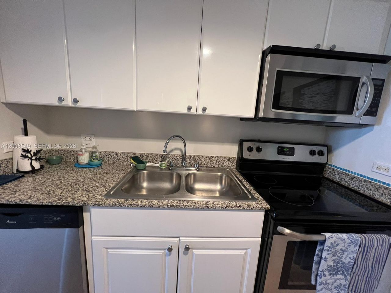 227 Michigan Ave , Unit 502, Miami Beach, FL 33139 Photo