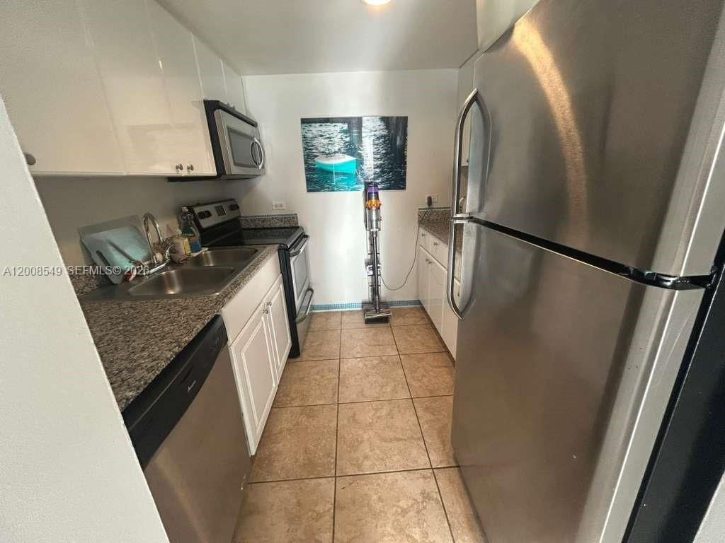 227 Michigan Ave , Unit 502, Miami Beach, FL 33139 Photo