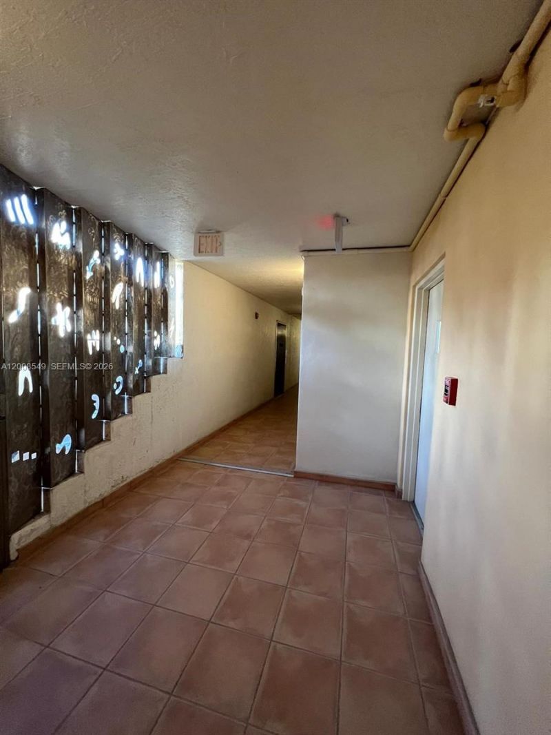 227 Michigan Ave , Unit 502, Miami Beach, FL 33139 Photo