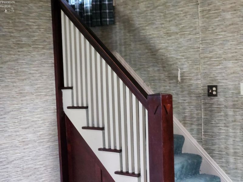 285 Southwest Street, Bellevue, OH 44811 Photo 13