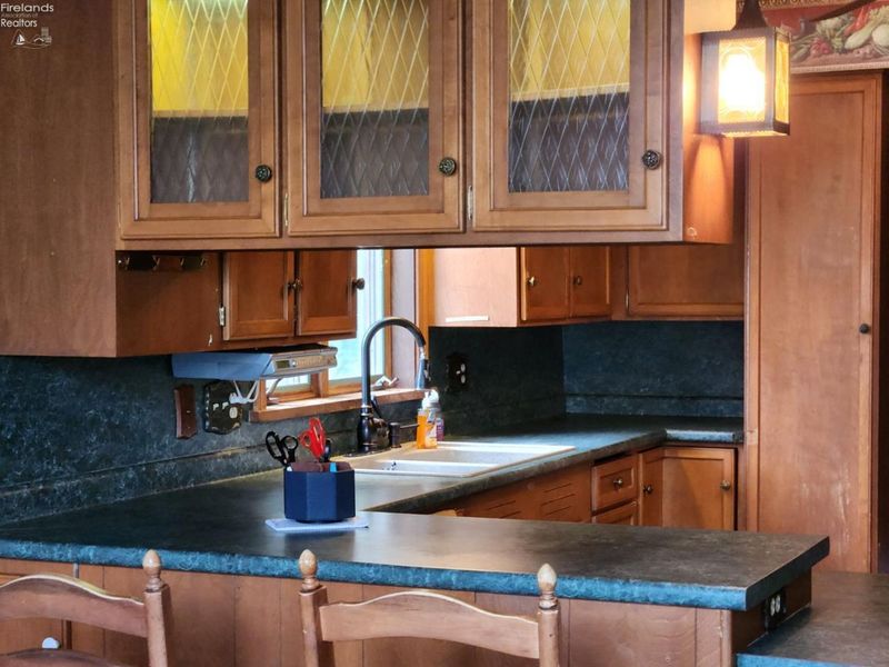 285 Southwest Street, Bellevue, OH 44811 Photo 4