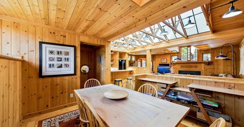 706 Gary Lane, Unit B or 2, Stateline, NV 89449 Photo