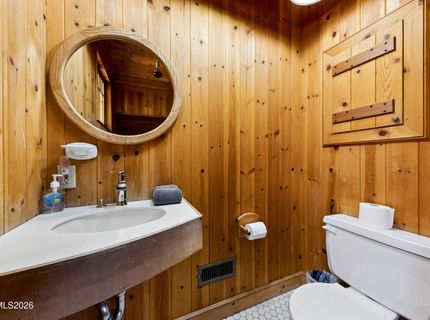 706 Gary Lane, Unit B or 2, Stateline, NV 89449 Photo