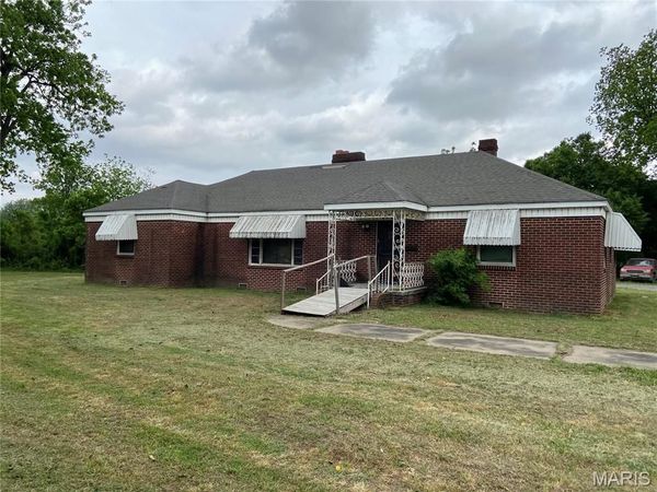 803 N Walnut , Steele, MO 63877