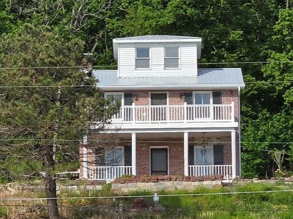 205 W Harrison Street, Chester, IL 62233