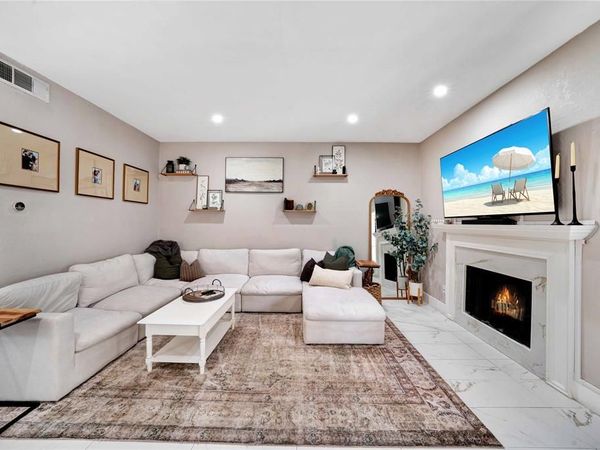 8518 Coppertowne Lane, Dallas, TX 75243