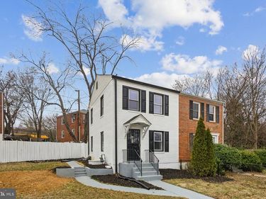 2215 FARRINGTON AVENUE , ALEXANDRIA, VA 22303