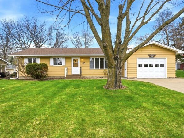 1430 8th Avenue , Baldwin, WI 54002