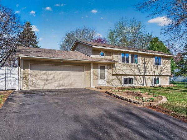 11511 Idaho Avenue N, Champlin, MN 55316