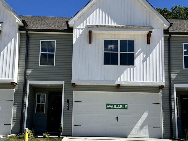 1657 Lateglow Way, Knoxville, TN 37931