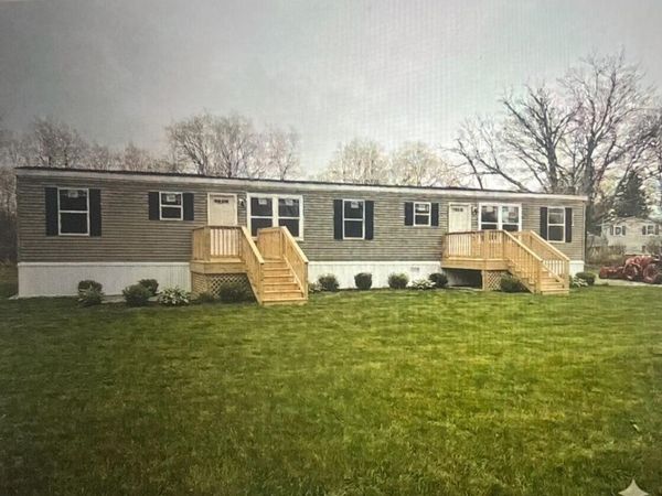 295 Old County Road , Rockland, ME 04841