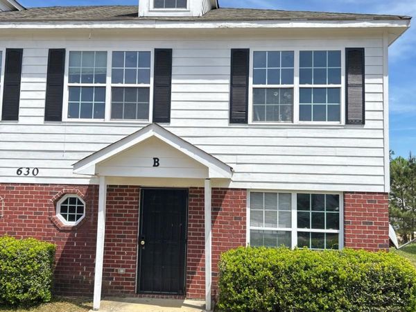 630 Mill Stone Bluff, Unit B, Monroe, GA 30655