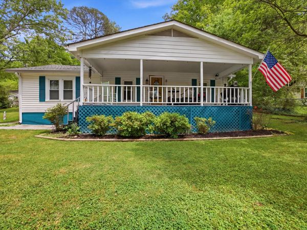 309 W Schmitt Road , Rossville, GA 30741