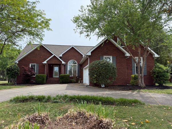 1818 Newton Ave , Murfreesboro, TN 37129