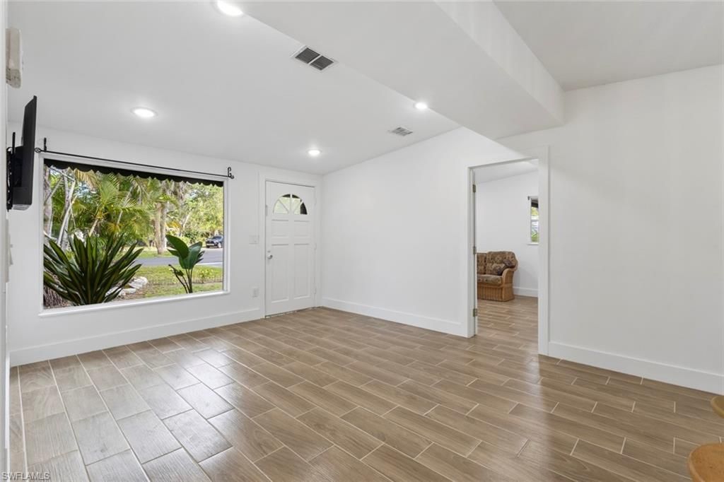 1363 Barbizon Ln, Naples, FL 34104 Photo