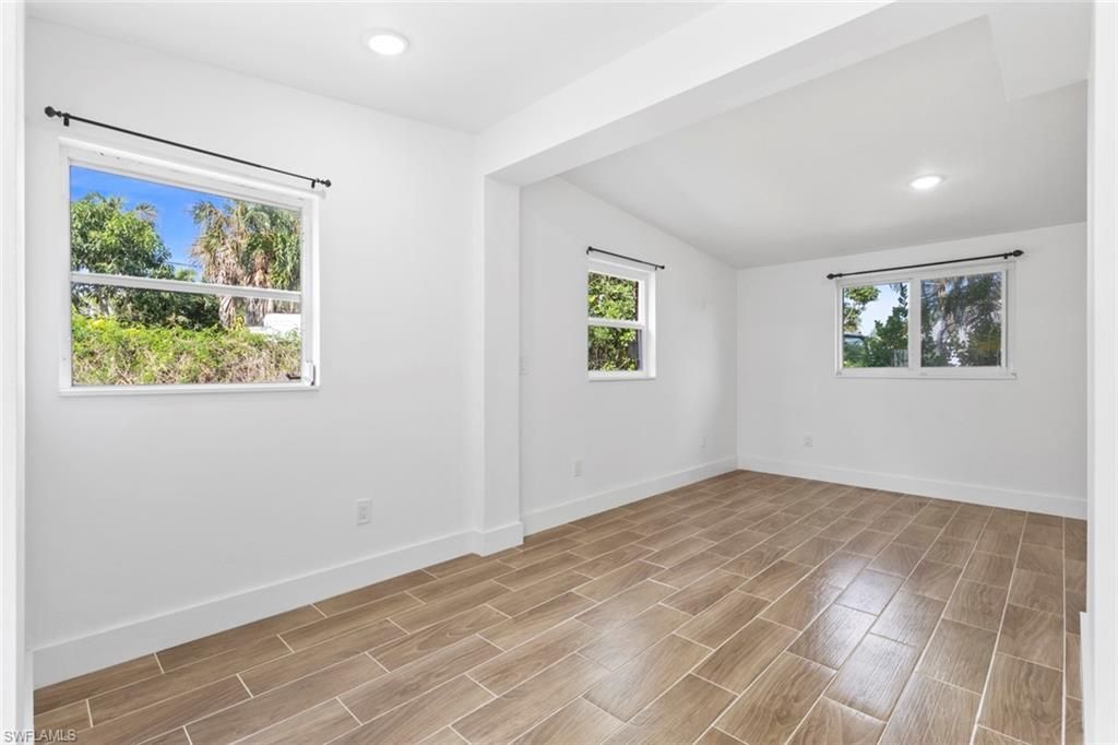 1363 Barbizon Ln, Naples, FL 34104 Photo