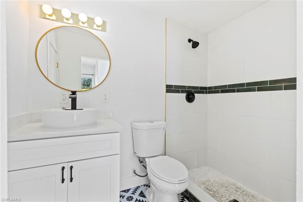 1363 Barbizon Ln, Naples, FL 34104 Photo
