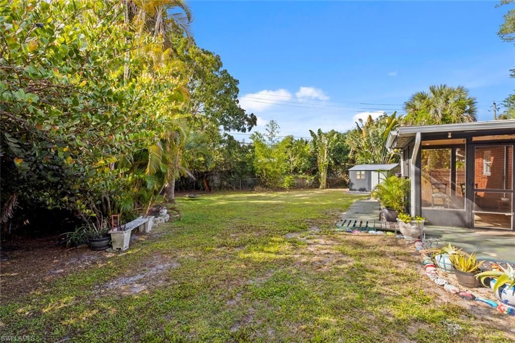 1363 Barbizon Ln, Naples, FL 34104 Photo
