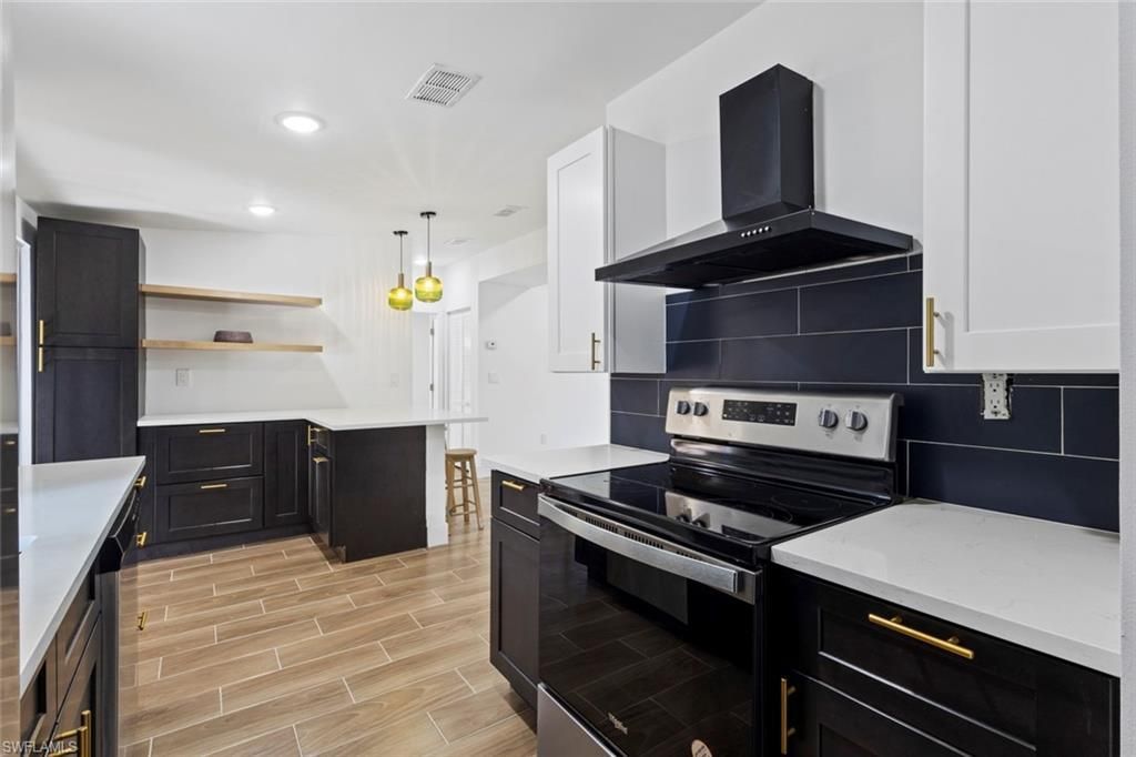 1363 Barbizon Ln, Naples, FL 34104 Photo