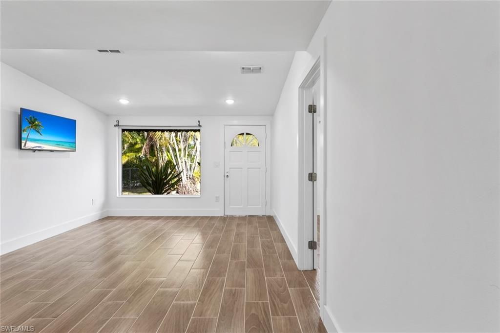 1363 Barbizon Ln, Naples, FL 34104 Photo