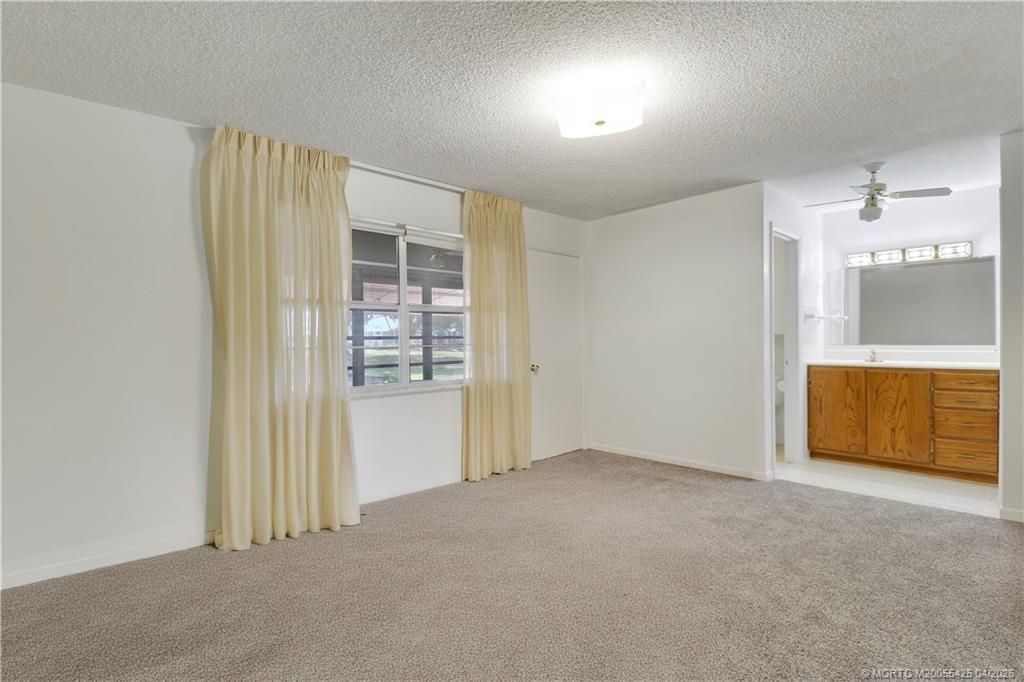 112 Lakes End Drive, Unit C, Fort Pierce, FL 34982 Photo