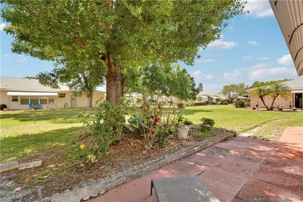 112 Lakes End Drive, Unit C, Fort Pierce, FL 34982 Photo