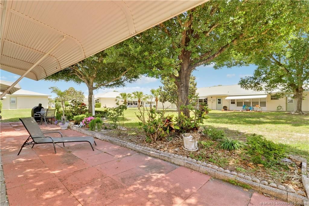 112 Lakes End Drive, Unit C, Fort Pierce, FL 34982 Photo
