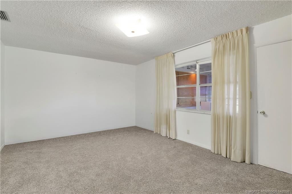 112 Lakes End Drive, Unit C, Fort Pierce, FL 34982 Photo