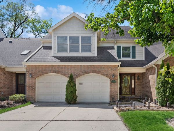 628 Windham Lane, Naperville, IL 60563