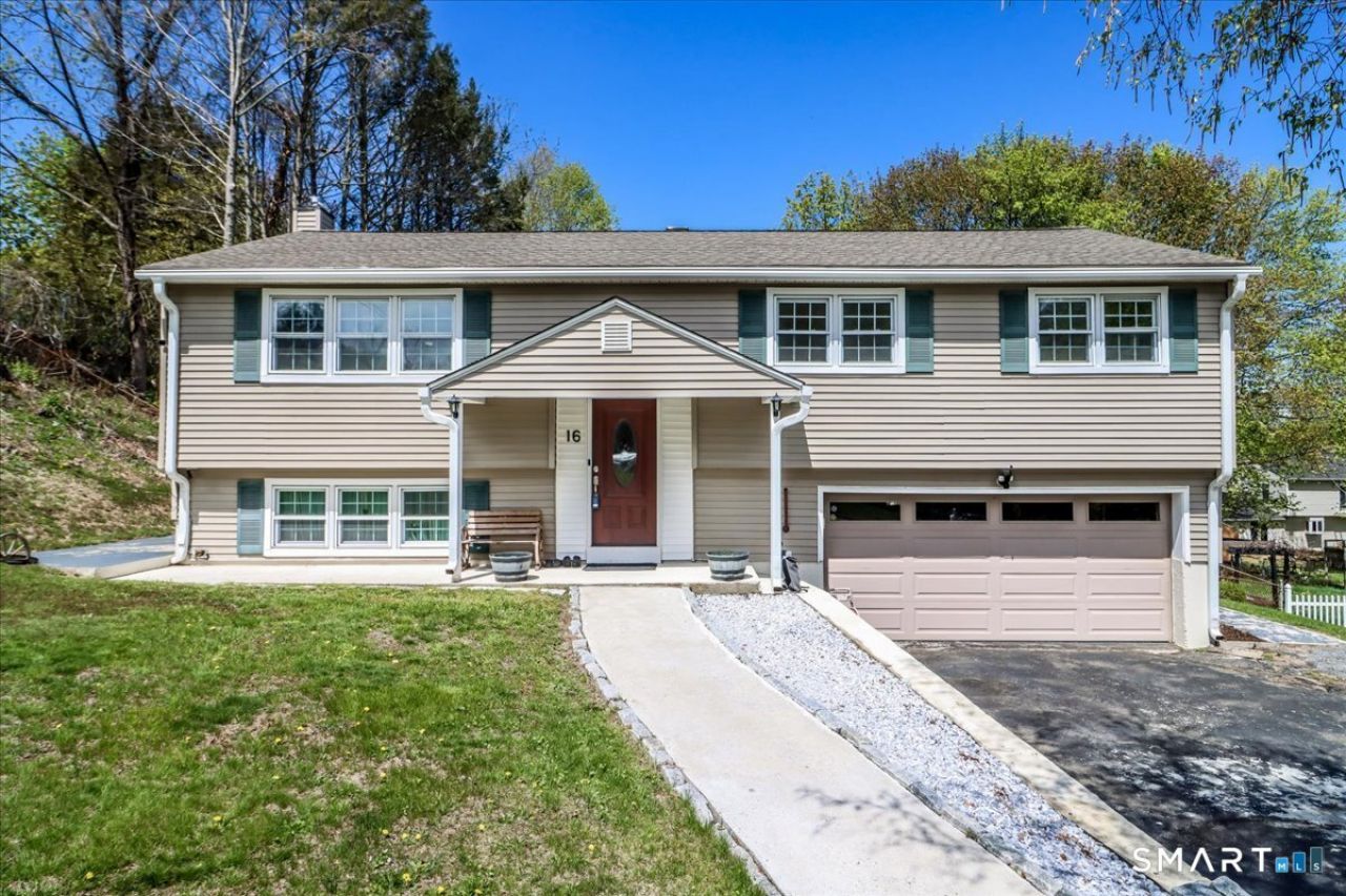 16 Chestnut, Derby, CT 06418 Main Photo