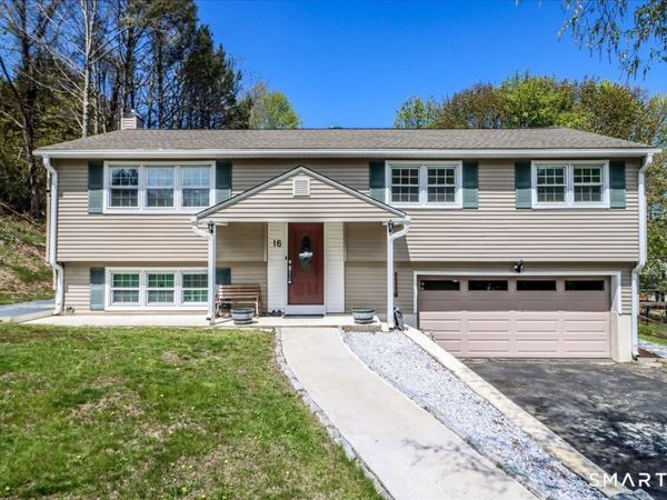 16 Chestnut, Derby, CT 06418