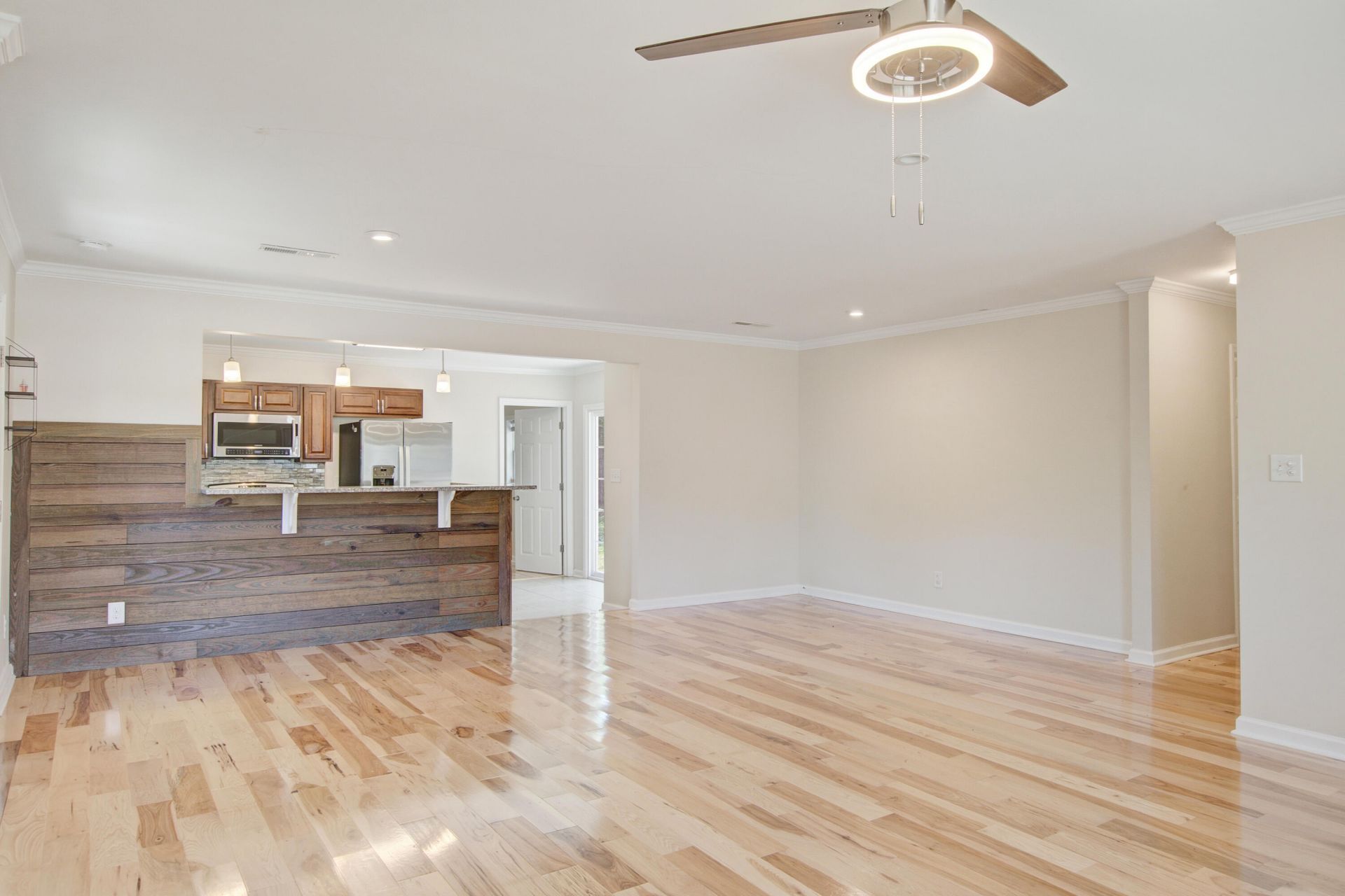3627 Marginal Road Photo 12