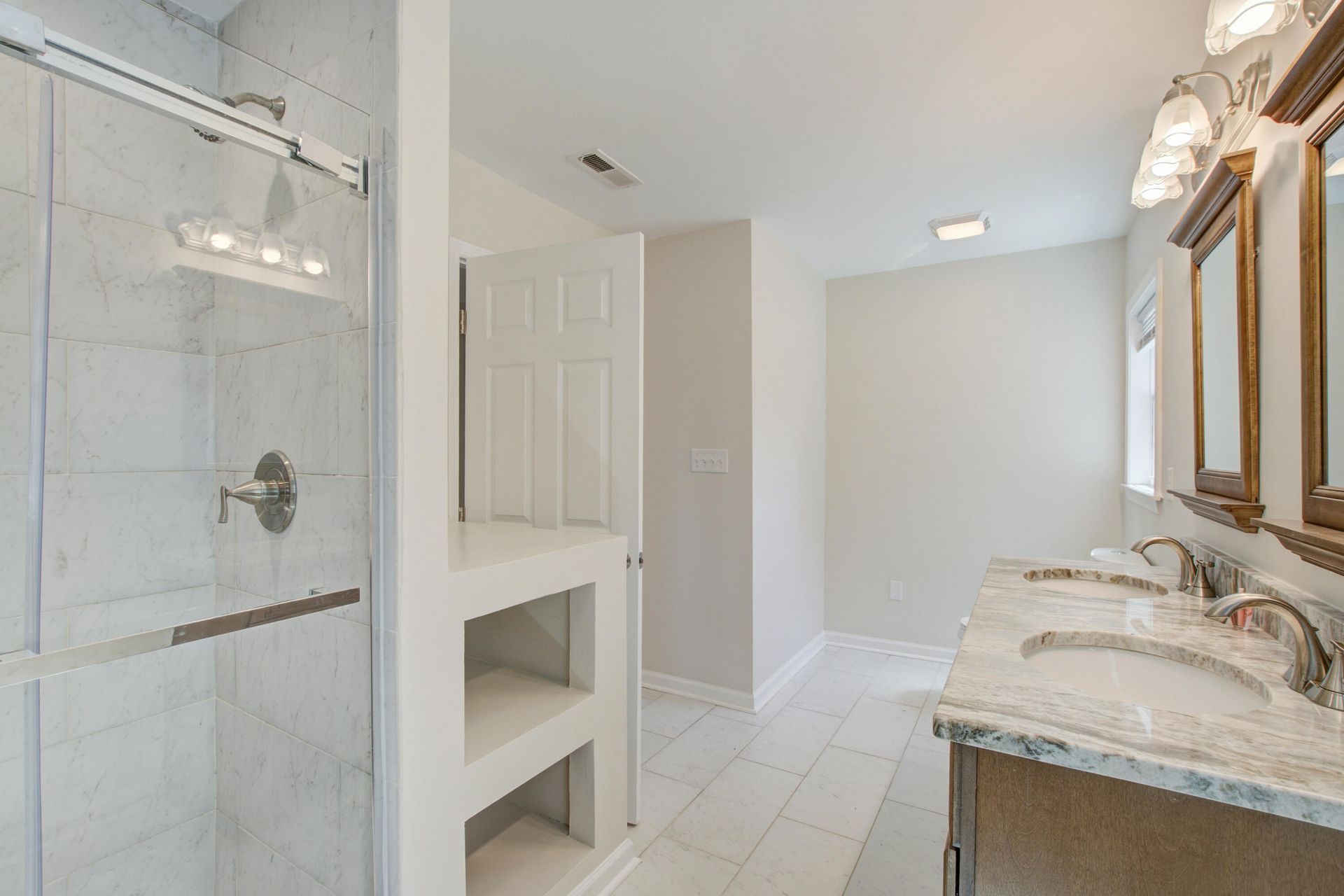 3627 Marginal Road Photo 24