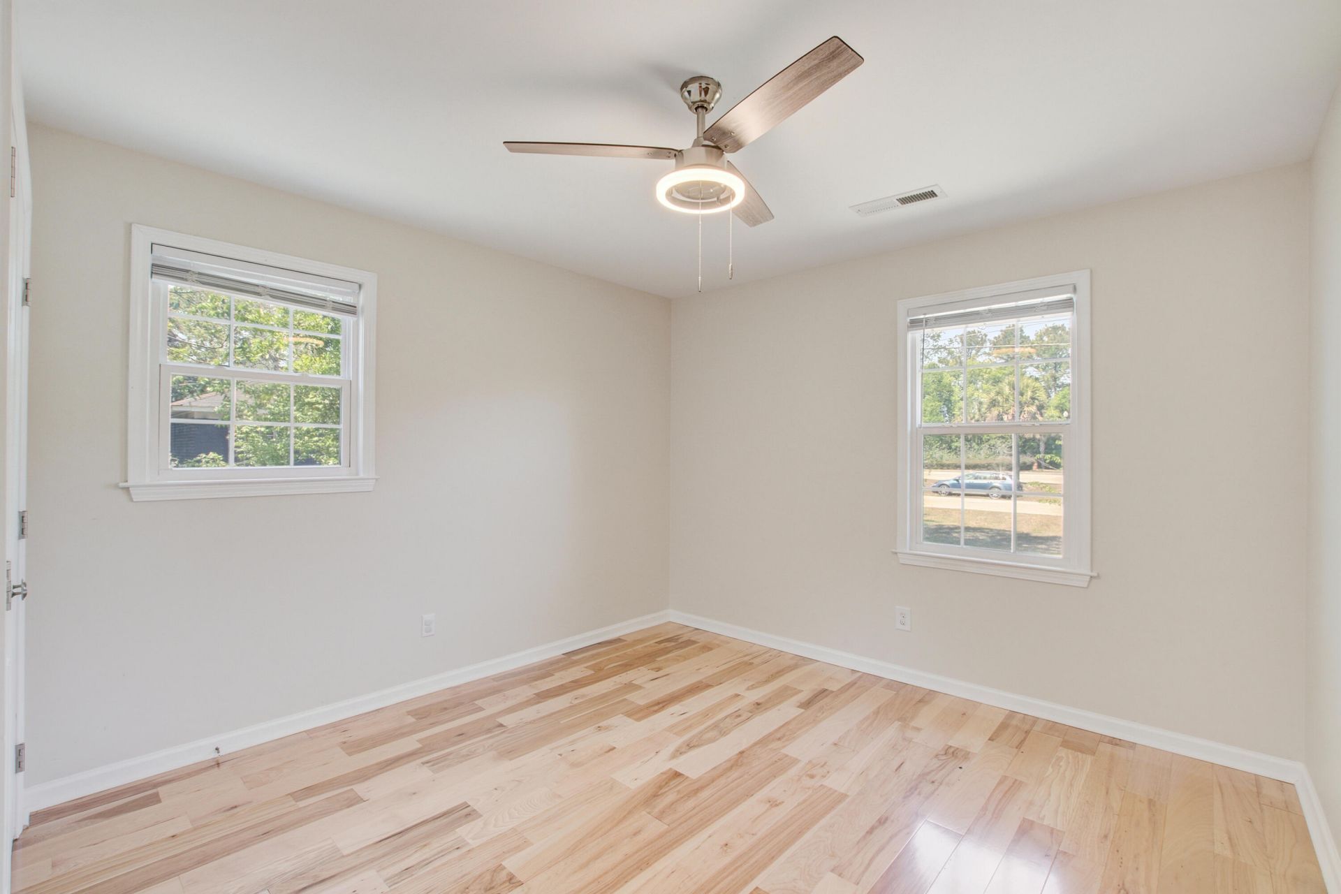 3627 Marginal Road Photo 30