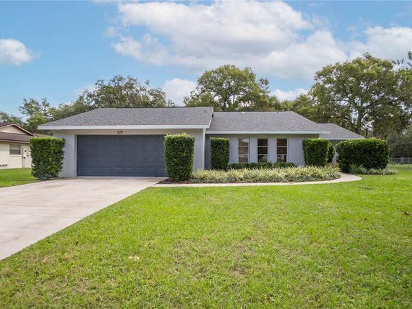 3211 S ROSE AVENUE , INVERNESS, FL 34450