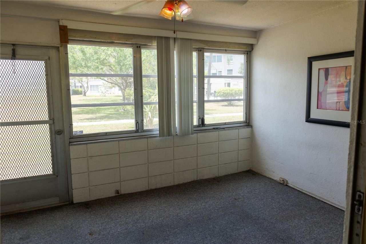 6645 1st Avenue N, Unit 103, Saint Petersburg, FL 33710 Photo