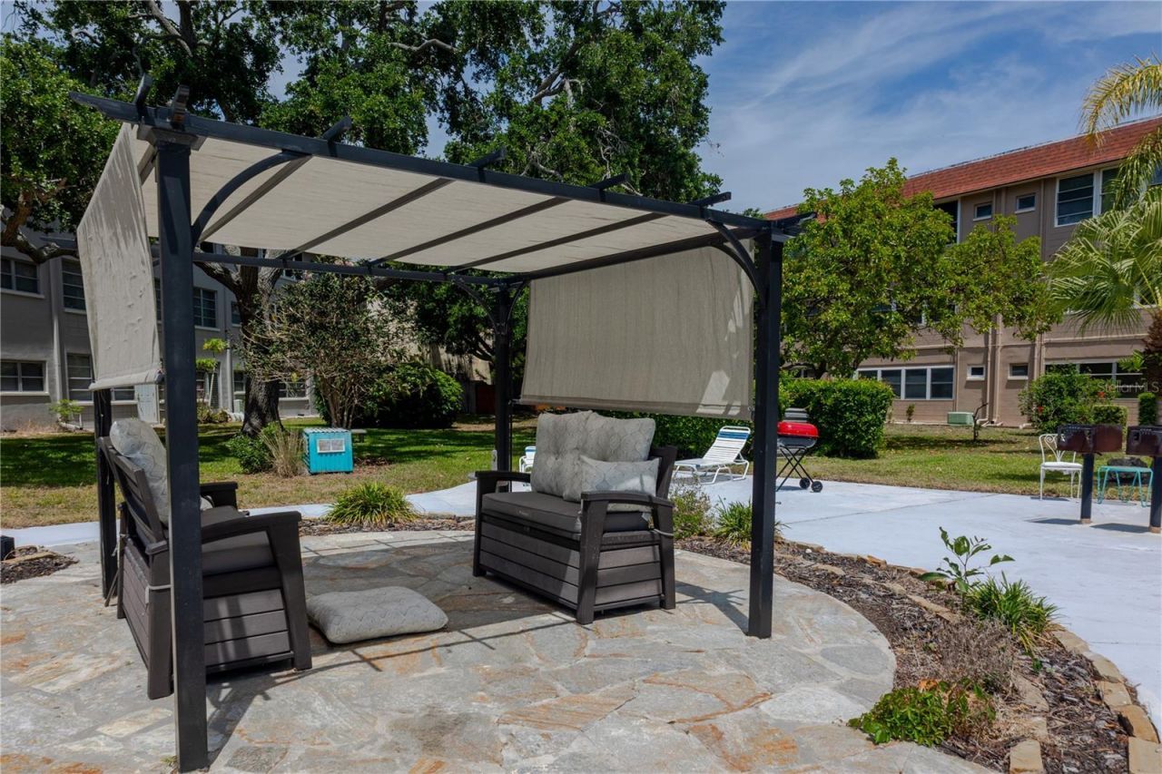 6645 1st Avenue N, Unit 103, Saint Petersburg, FL 33710 Photo