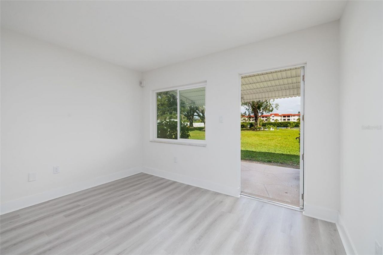 4550 Overlook Drive Ne, Unit 154, Saint Petersburg, FL 33703 Photo