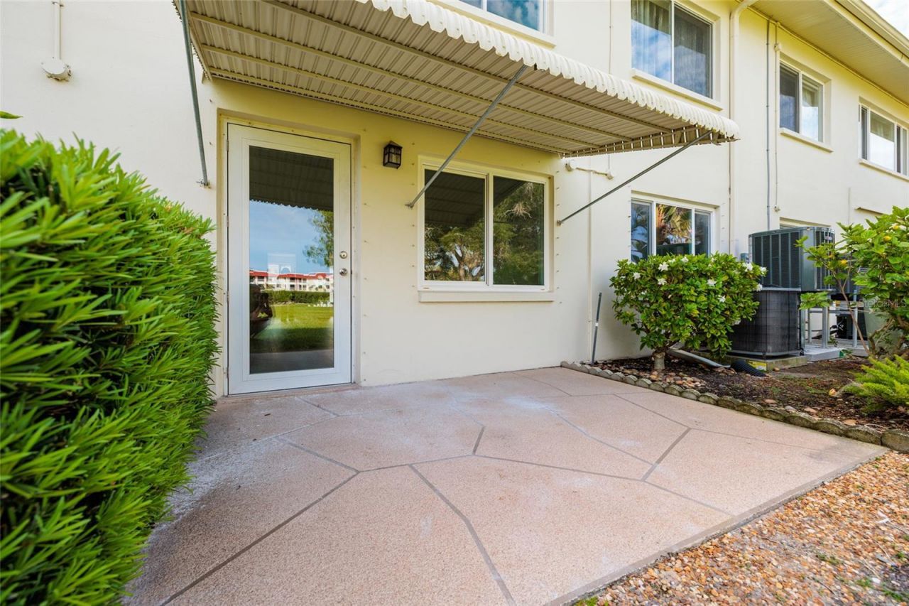 4550 Overlook Drive Ne, Unit 154, Saint Petersburg, FL 33703 Photo