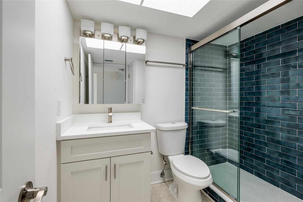 4550 Overlook Drive Ne, Unit 154, Saint Petersburg, FL 33703 Photo