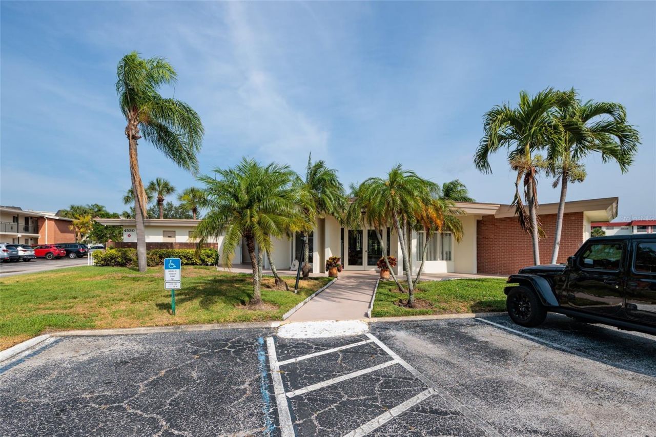 4550 Overlook Drive Ne, Unit 154, Saint Petersburg, FL 33703 Photo